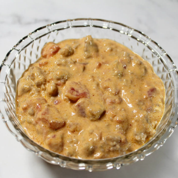 Cheesy Sausage Crockpot Taco Dip1