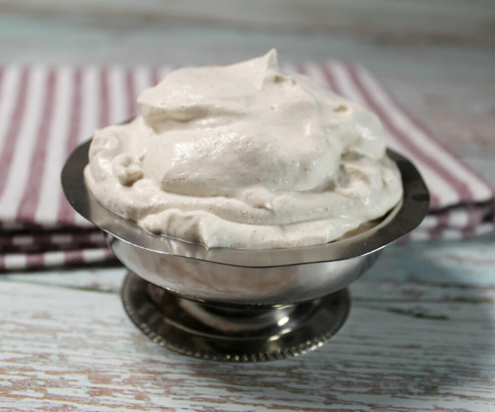 Cinnamon Keto Whipped Cream6