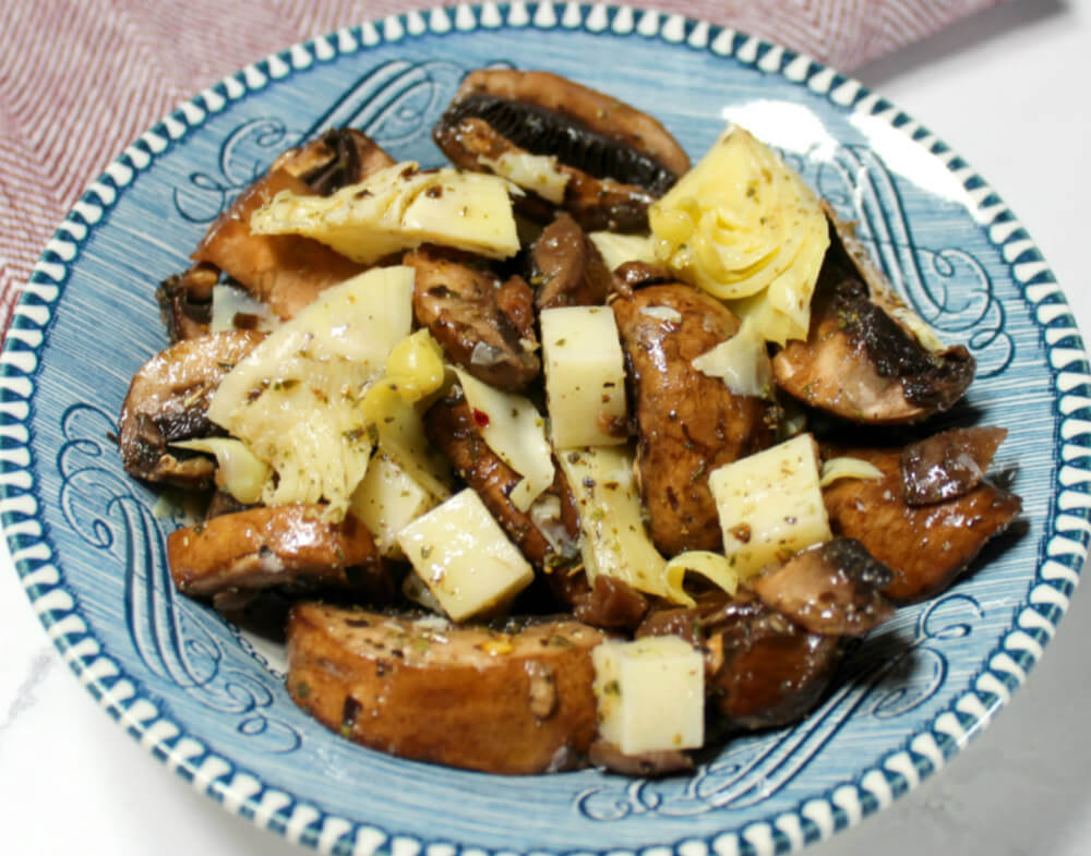 Mushroom, Artichoke, and Cheese Keto Salad6