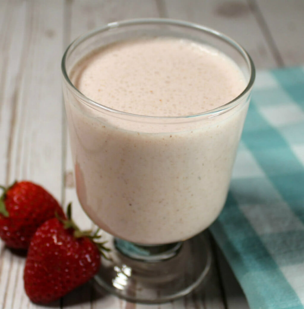 Almond Butter Strawberry Keto Cheesecake Smoothie1