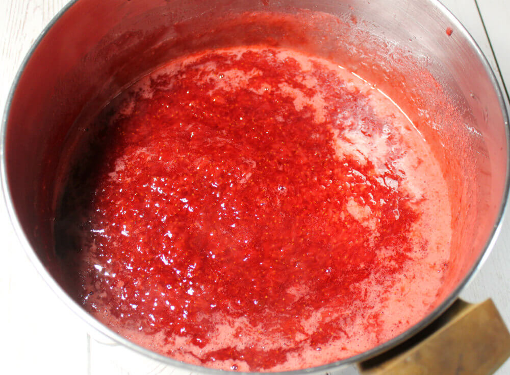 Keto Easy Strawberry Jam5