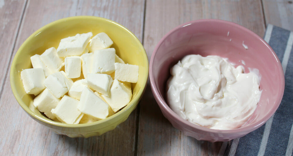 Cheesy Keto Chicken and Poblano Soup4