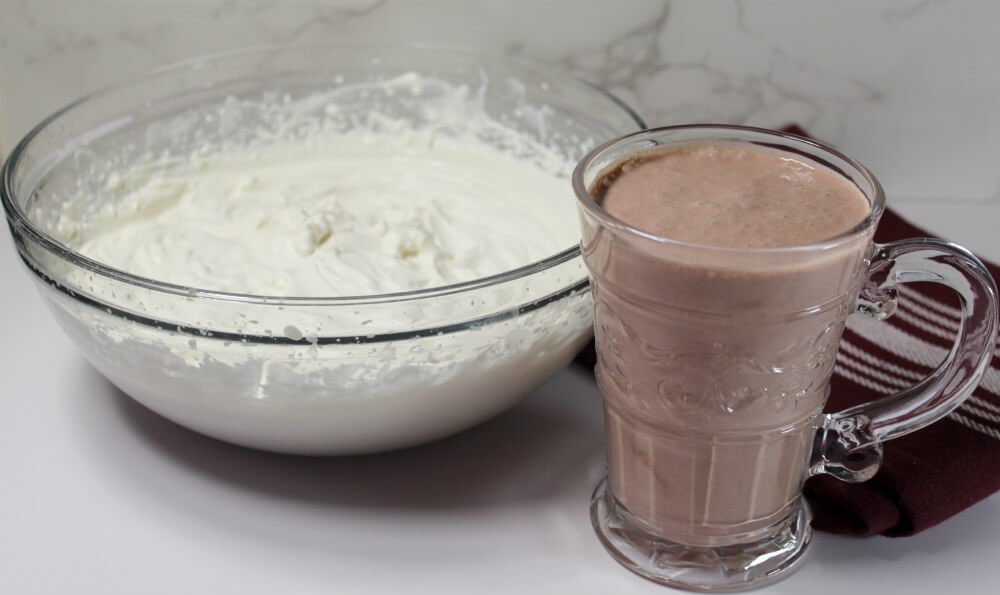 Chocolate Raspberry Keto Cheesecake Smoothie5