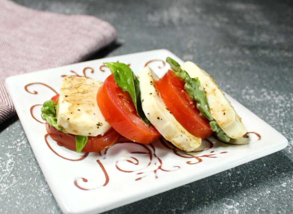 Low-Carb Caprese Salad1