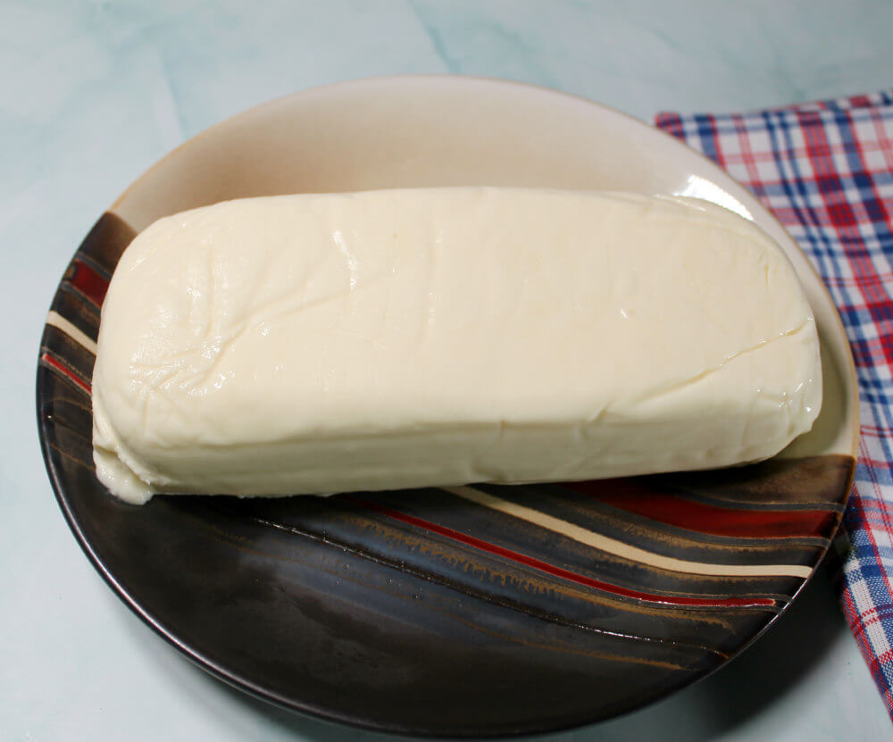 Low-Carb Caprese Salad4