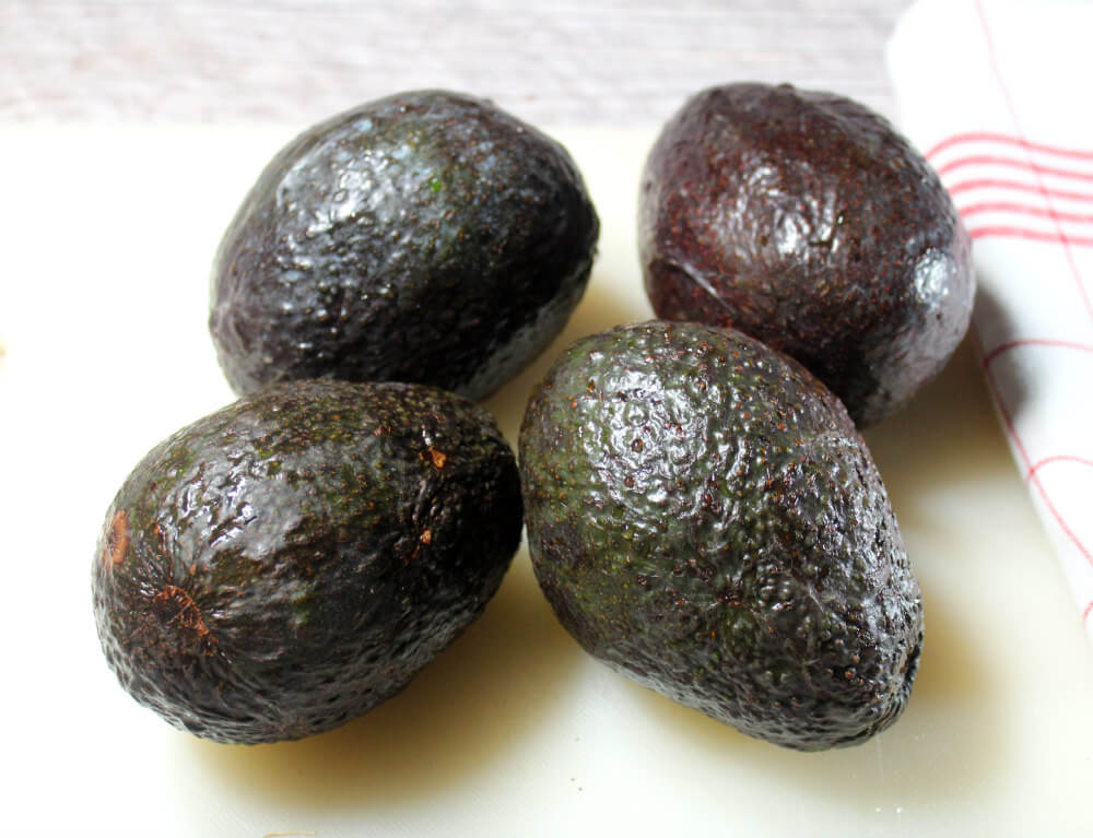 Chipotle Pepper Spicy Guacamole2