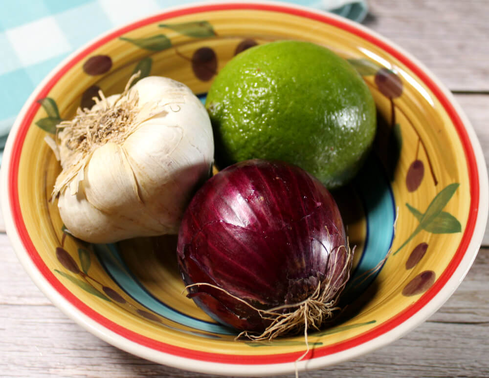 Chipotle Pepper Spicy Guacamole3