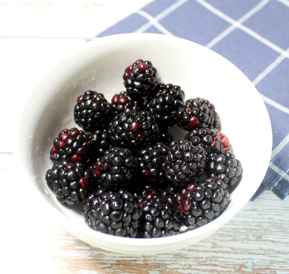 Keto Blackberry Cranberry Sauce3