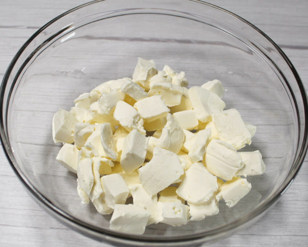 Low-Carb Creamy Avocado Dip3