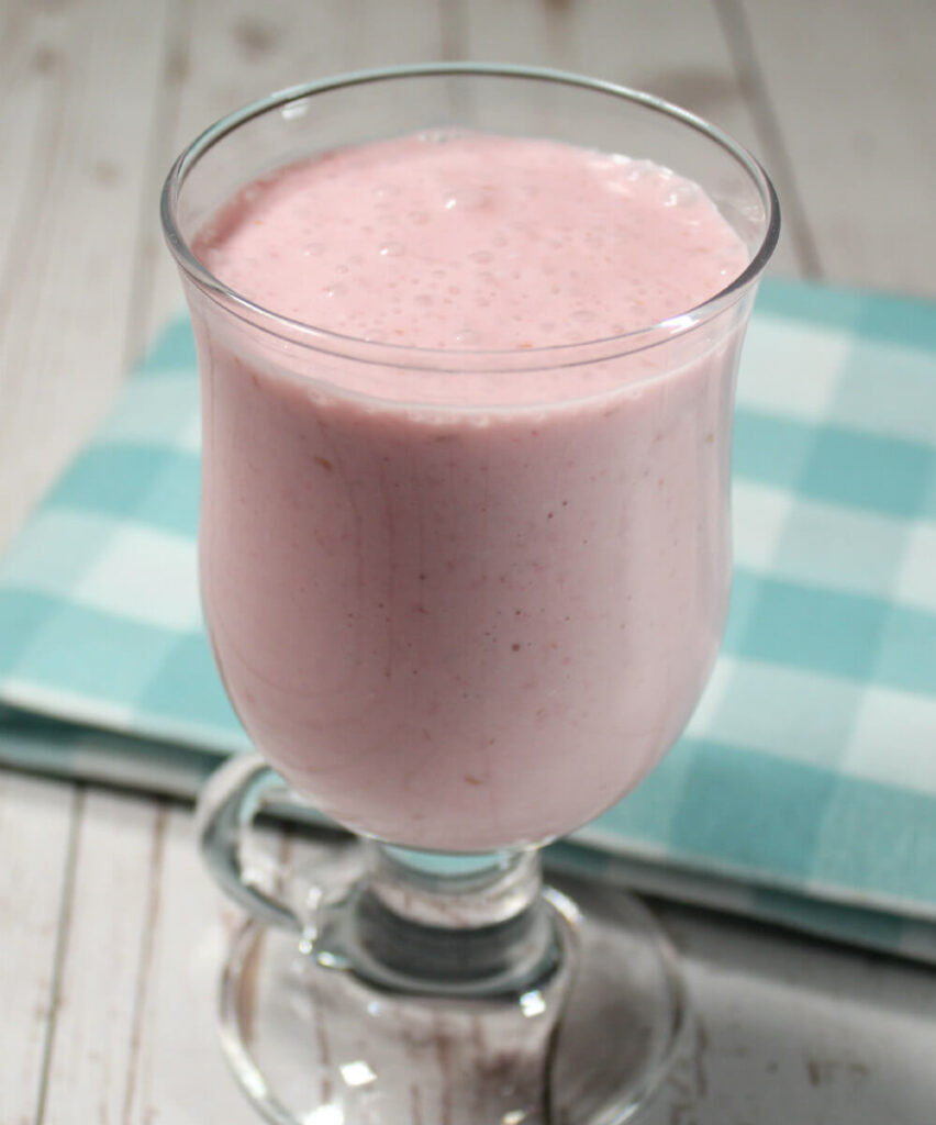 Keto Raspberry Coconut Smoothie6