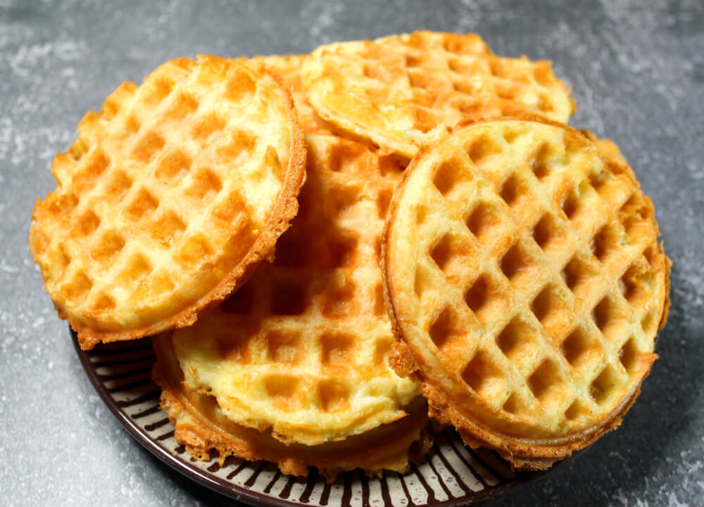 Keto Cornbread & Chaffle Stuffing3