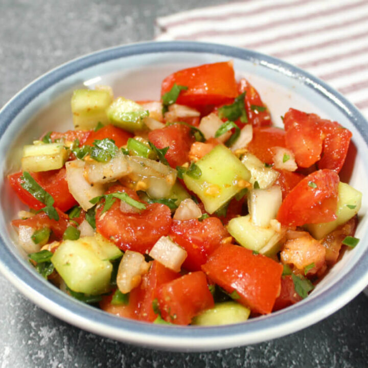 Keto Chunky Tomato Cucumber Salsa1