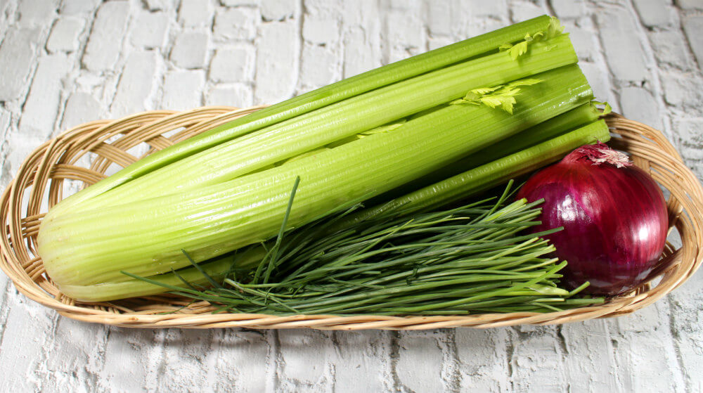 Keto Shrimp with Chives Salad3