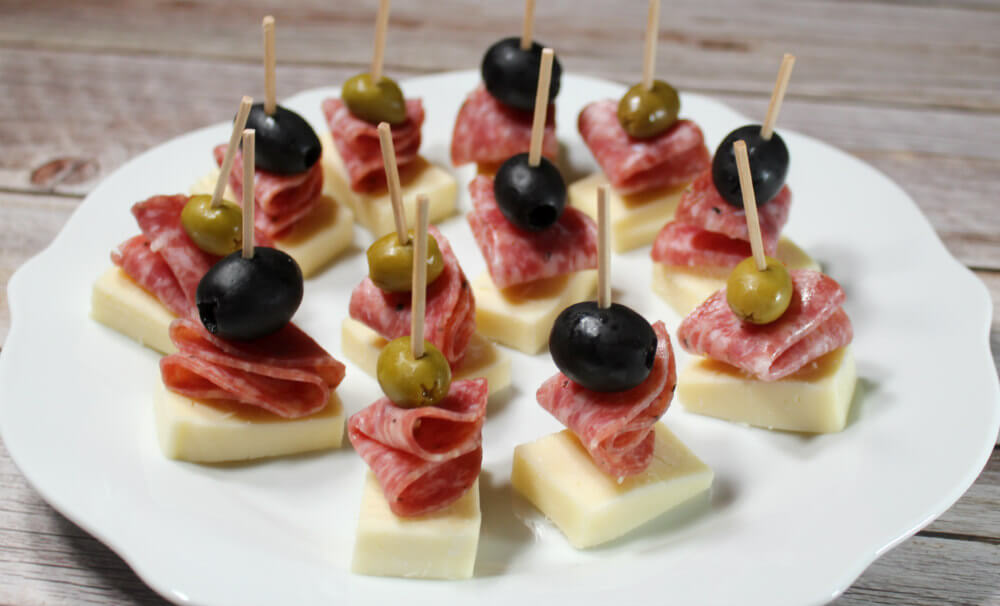 Low-Carb Salami Antipasto Bites2