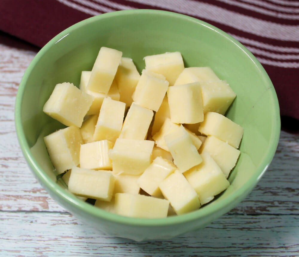 Marinated Olives with Cheese & Salami3