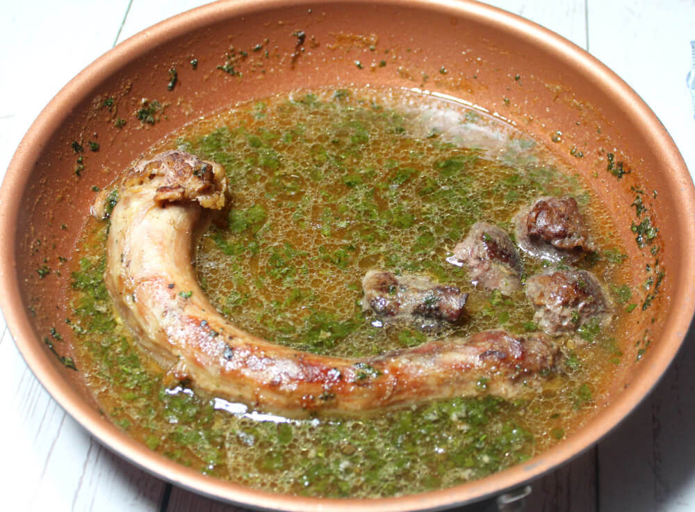 Southern Keto Giblet Gravy4