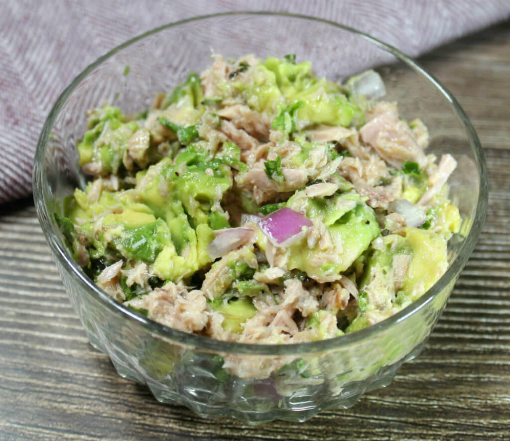 Easy Tuna Avocado Salad1