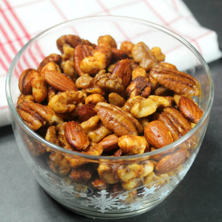 Keto Easy Spiced Nuts1
