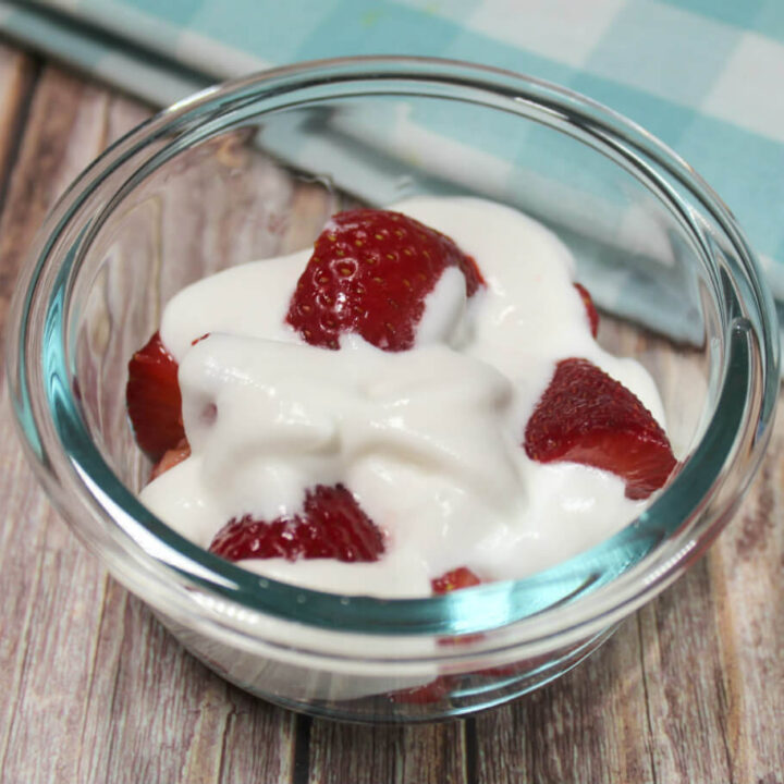 Keto Strawberries & Cream1