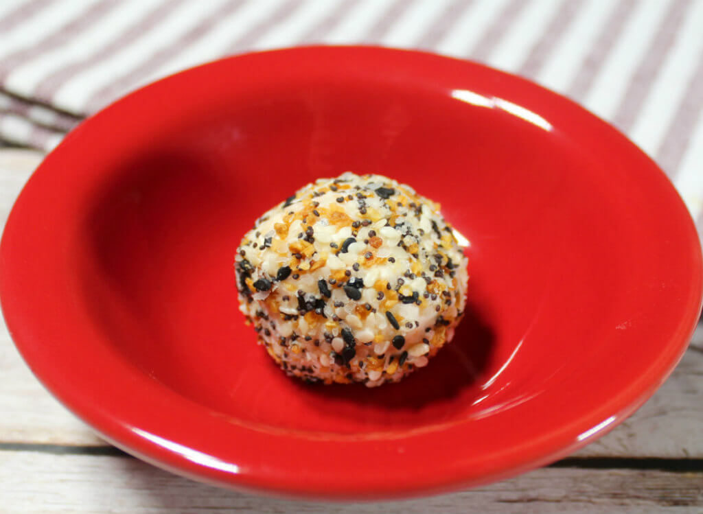 Mini Everything Bagel Cheese Balls1