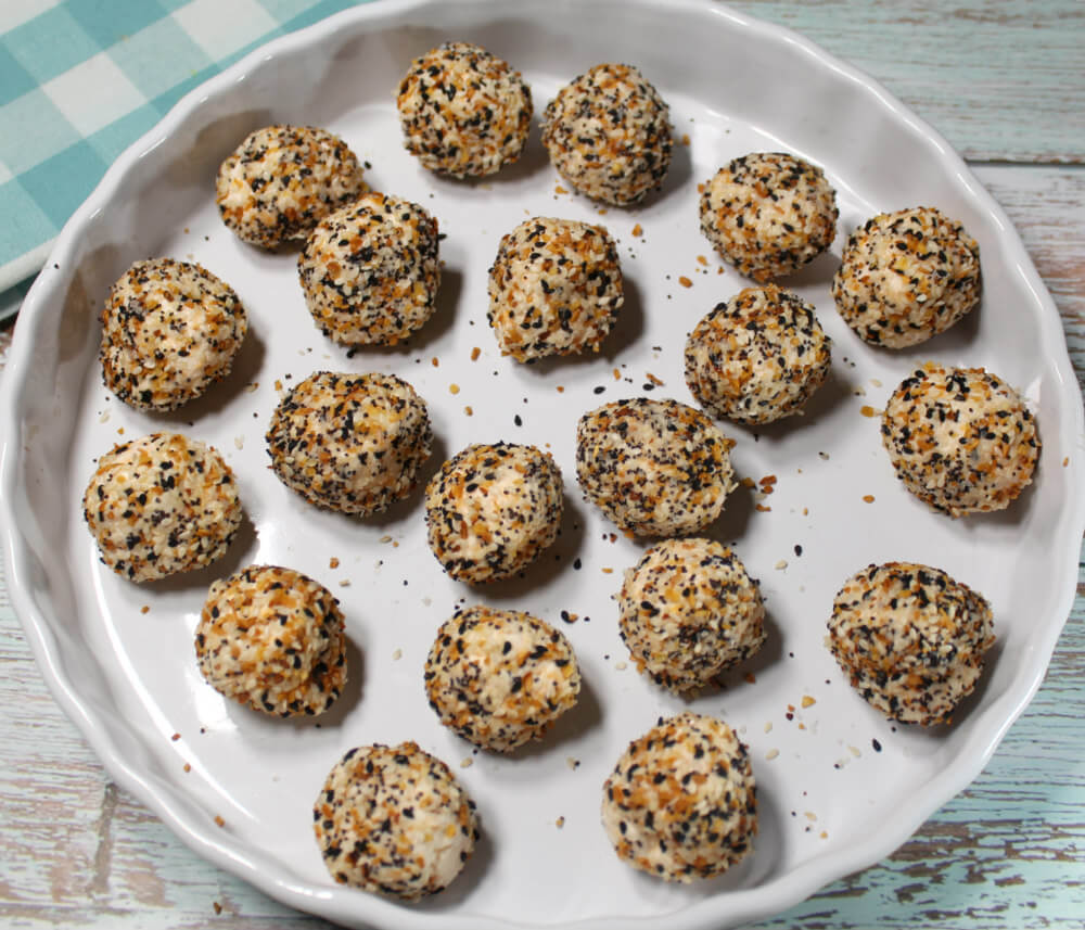 Mini Everything Bagel Cheese Balls5