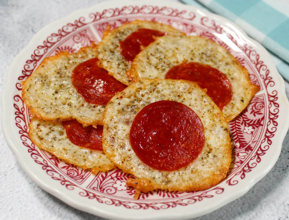 Low-Carb Pizza Chips5