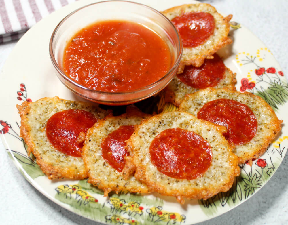 Low-Carb Pizza Chips6