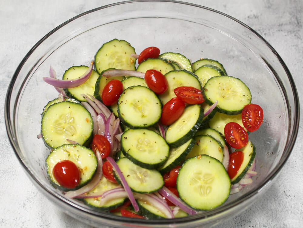 Keto Cucumber Tomato Salad5