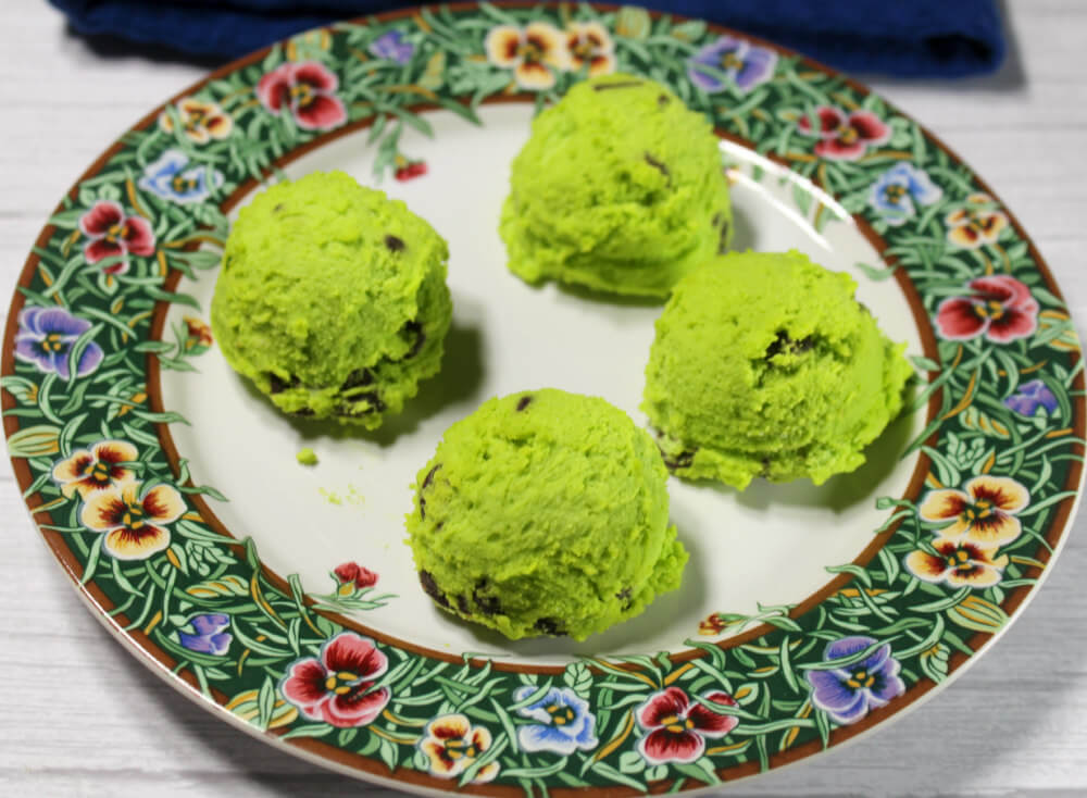 Mint Chocolate Chip Keto Cheesecake Bites6