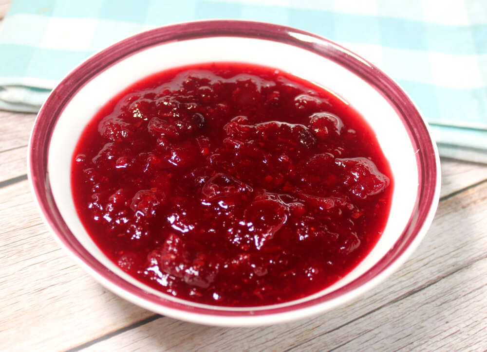 Keto Vanilla Rum Cranberry Sauce10