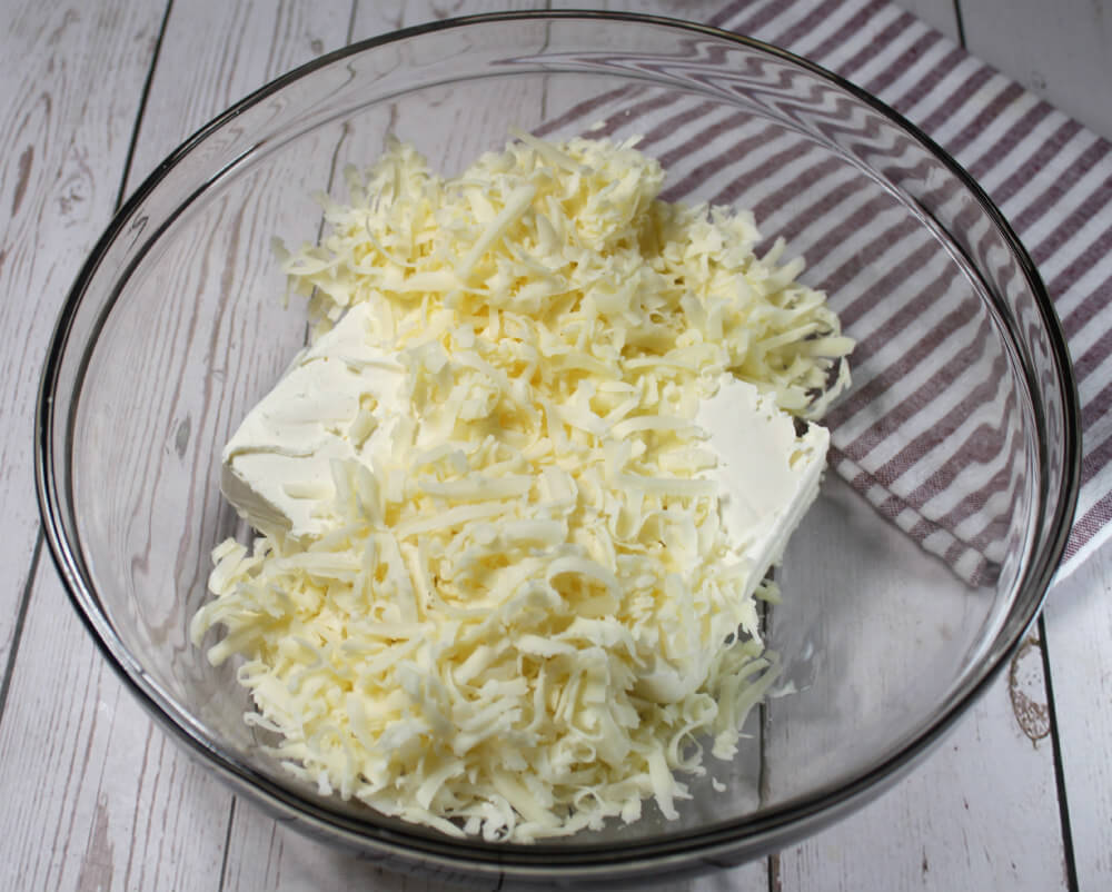 Pepperoni Pizza Cheeseball3