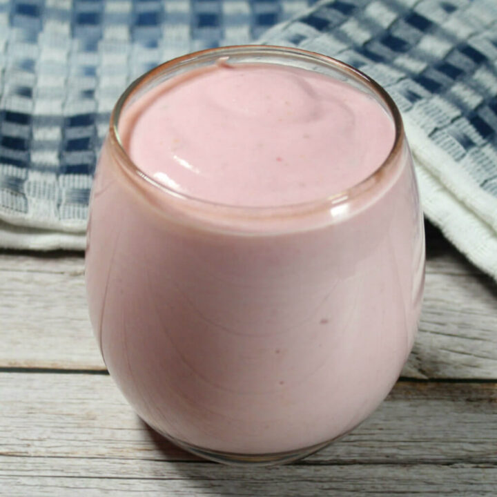 Drinkable Keto Yogurt Smoothie1