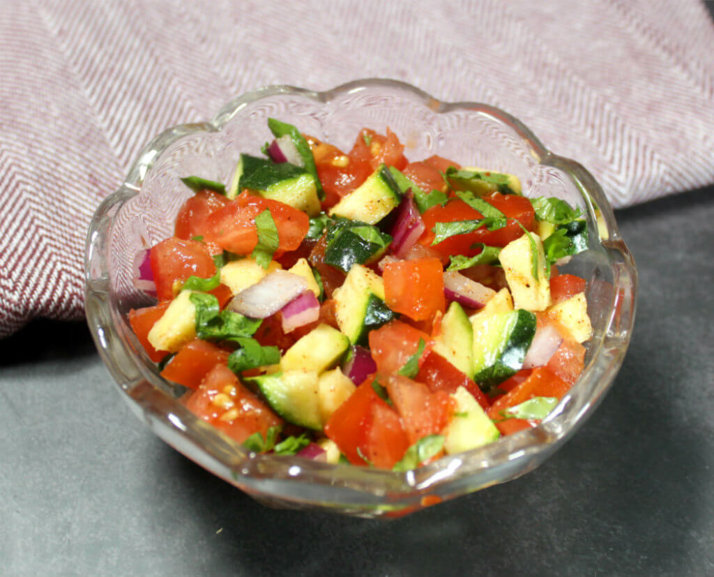 Fresh Tomato Salsa with Zucchini1