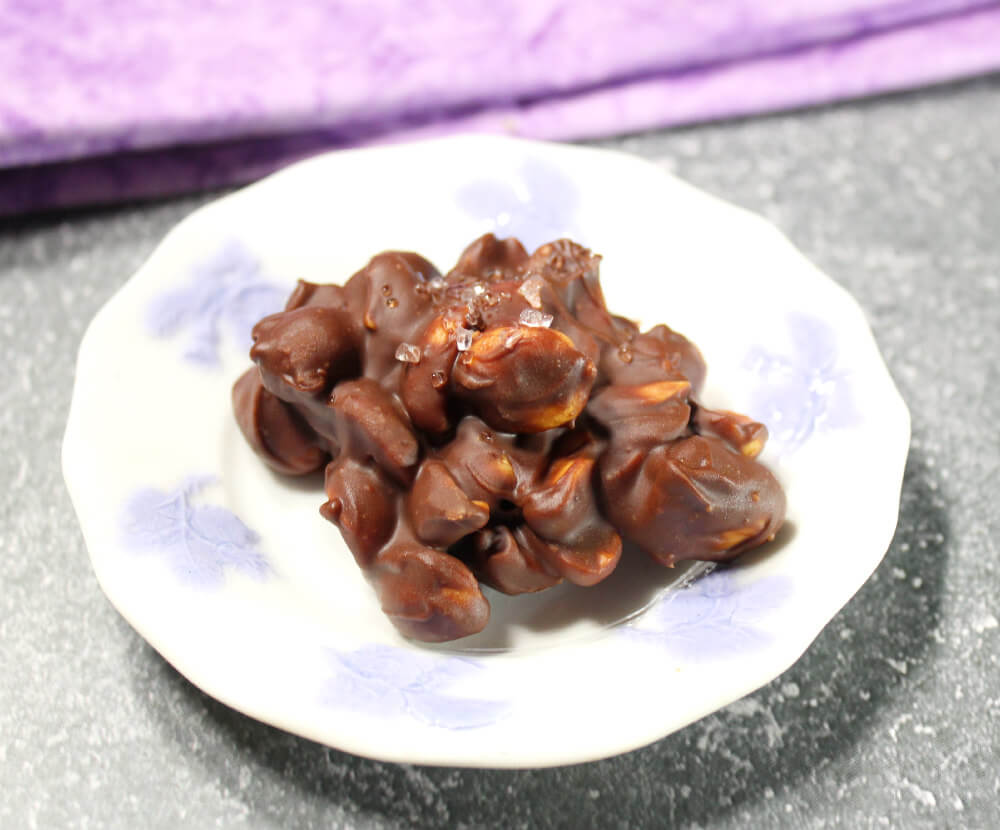 Chocolate Peanut Butter Keto Clusters5