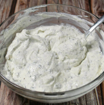 Ranch Dip with Greek Yogurt1