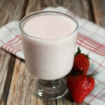 Keto Easy Strawberry Milkshake1
