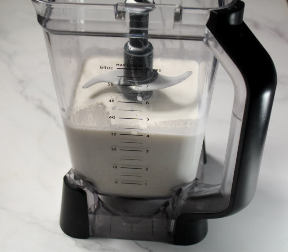 Keto Easy Strawberry Milkshake3