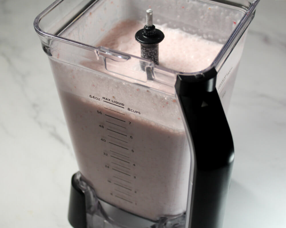 Keto Easy Strawberry Milkshake5
